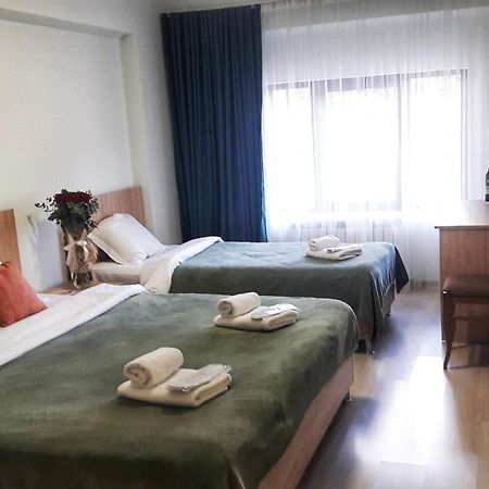 טביליסי Amadeus Hotel מראה חיצוני תמונה