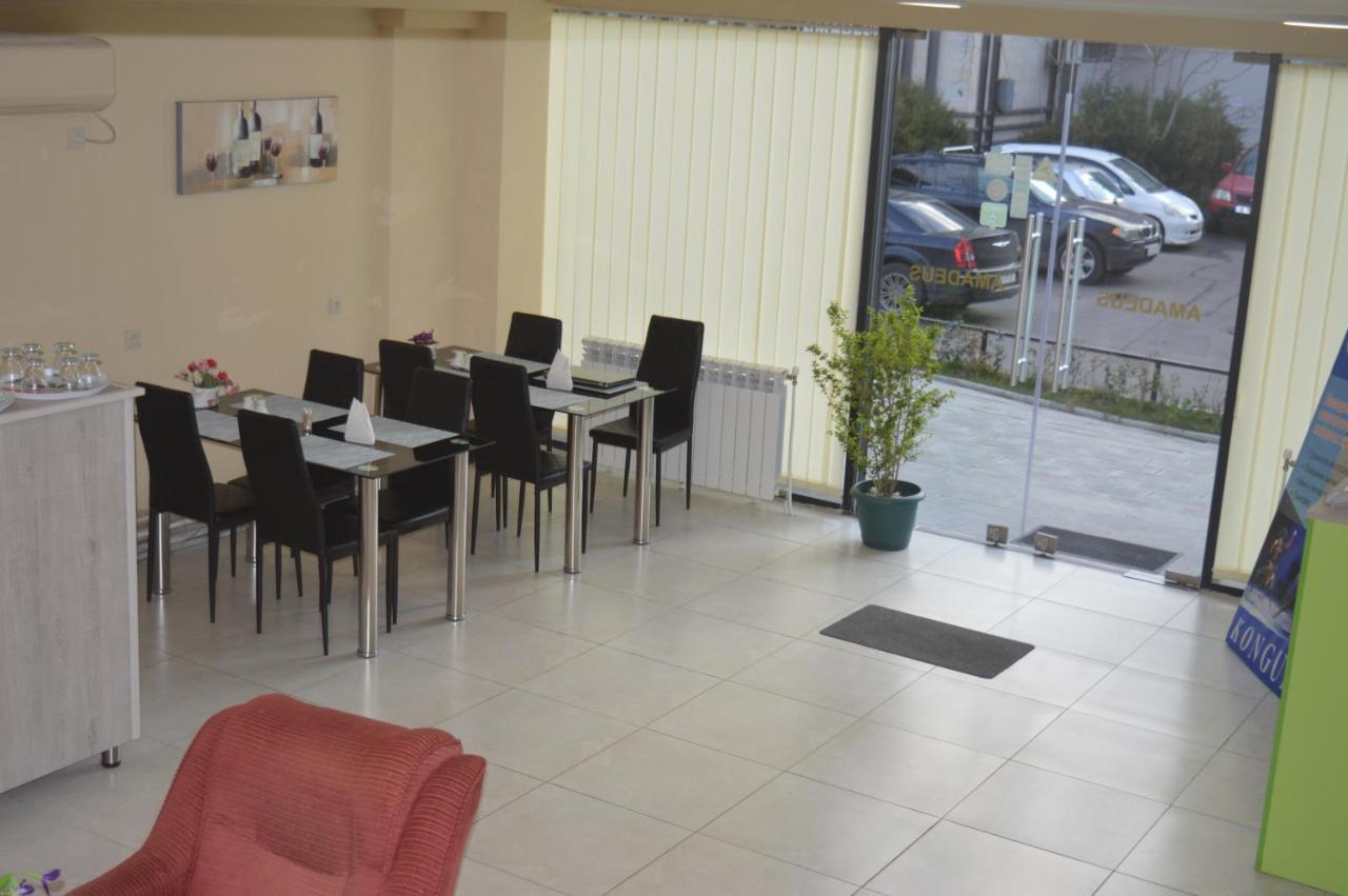 טביליסי Amadeus Hotel מראה חיצוני תמונה